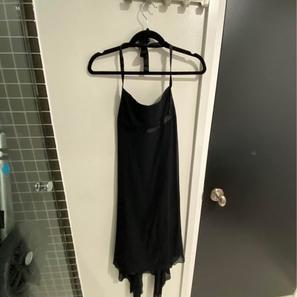 BCBG cocktail dress with low back size 2 - Picture 2 of 3